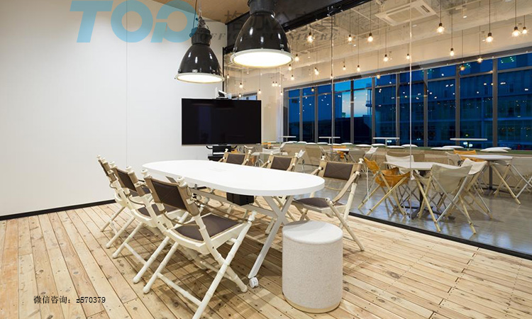 休閑區(qū)辦公桌椅.jpg 休閑區(qū)辦公桌椅.jpg