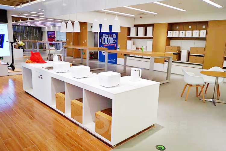 產(chǎn)品展示臺.jpg 產(chǎn)品展示臺.jpg