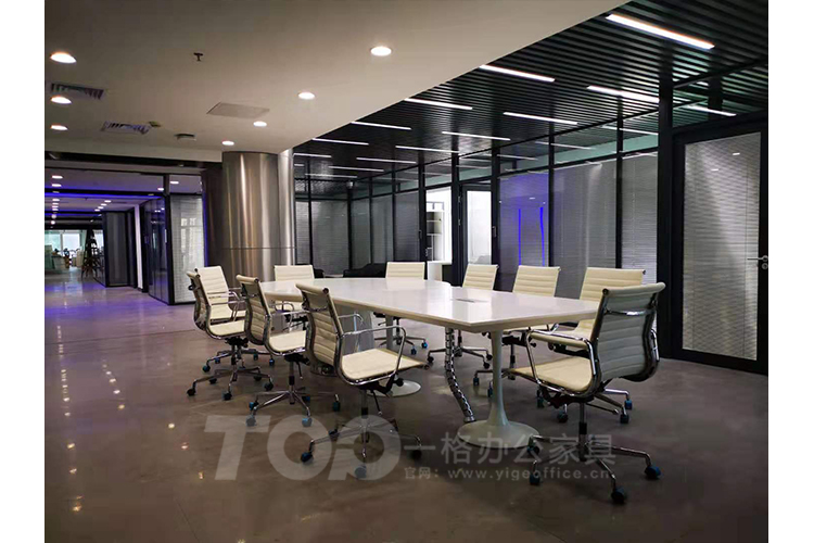 異形烤漆會議桌.jpg 異形烤漆會議桌.jpg