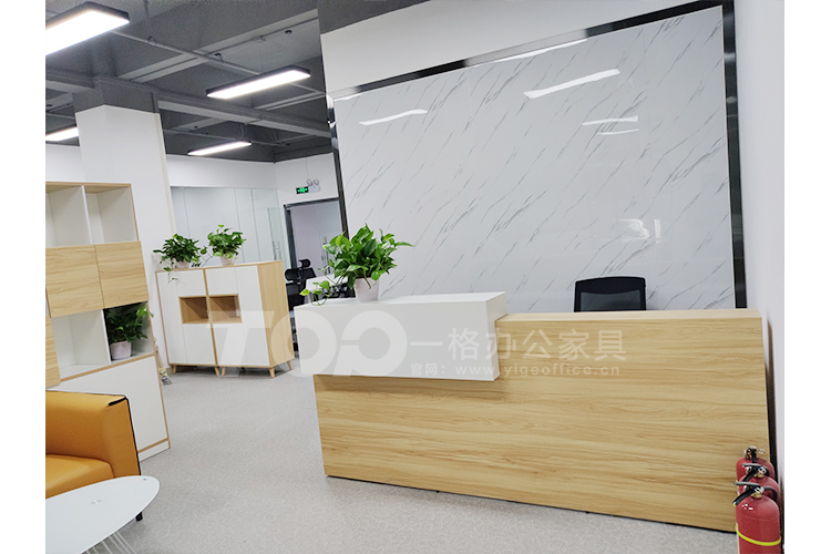 前臺(tái).jpg 前臺(tái).jpg