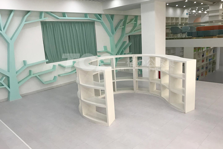 異形書(shū)架.jpg 異形書(shū)架.jpg