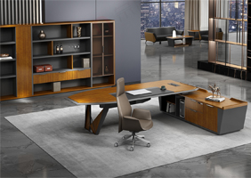 領(lǐng)航班臺(tái)”系列