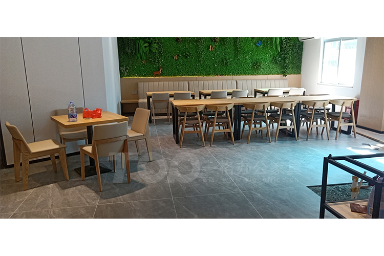 餐桌椅.jpg 餐桌椅.jpg