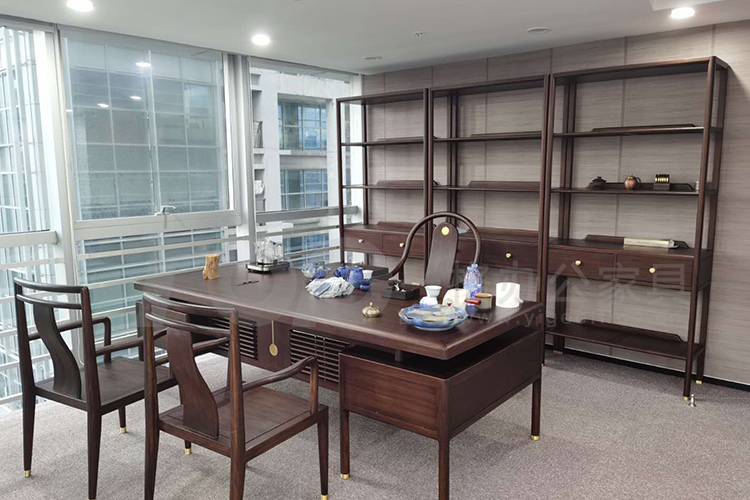 新中式純實(shí)木.jpg 新中式純實(shí)木.jpg