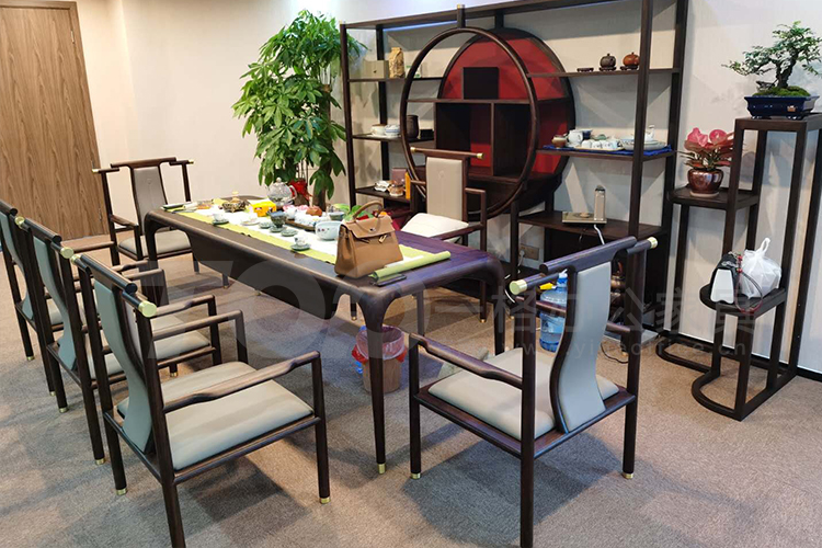 新中式純實(shí)木茶臺(tái).jpg 新中式純實(shí)木茶臺(tái).jpg